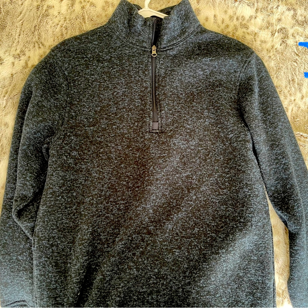 Old Navy quarter zip- Size: Boys M